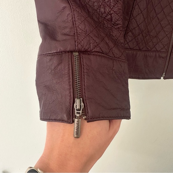 NWOT Bradley Bayou Moto Jacket Burgundy Purple Leather Quilt Size Small - Picture 2 of 12